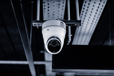Tecnologia e Segurança Pública: O Papel da Inteligência Artificial e Vigilância por Vídeo